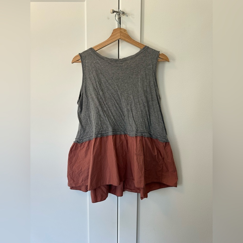 Marni Grey Peplum Tank with Tan Trim and Rust Ruffle Detail - Picture 2 of 4